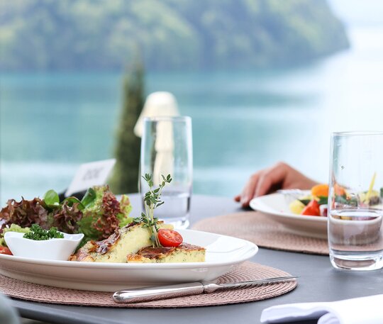 © See- und Seminarhotel FloraAlpina